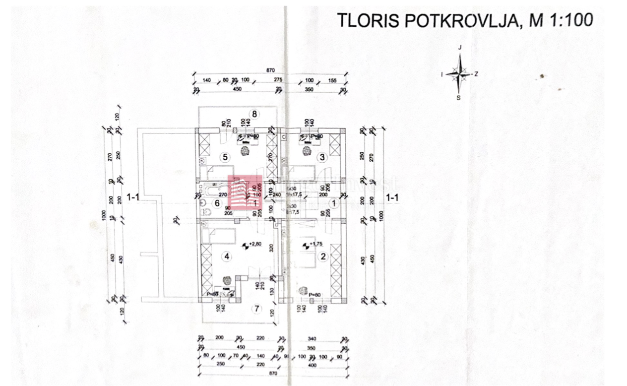 Kuća, 180m², Zemljište 884m²