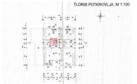 Kuća, 180m², Zemljište 884m²