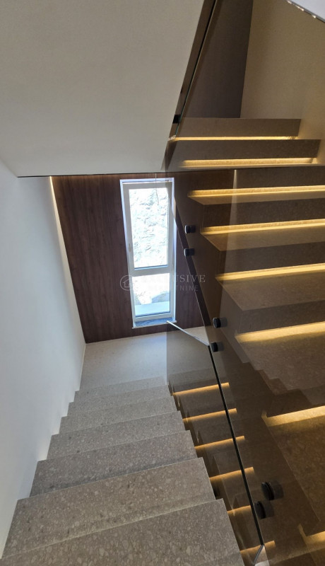 4-Zi., Wohnung, 144m², 1 Etage