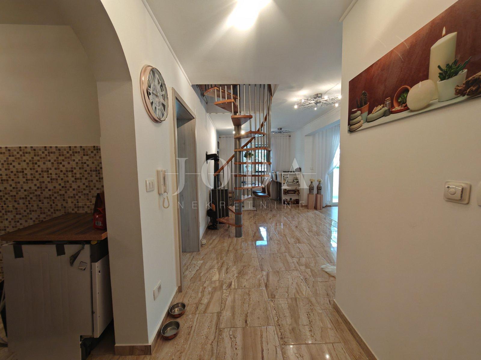 5-locale, Appartamento, 100m²