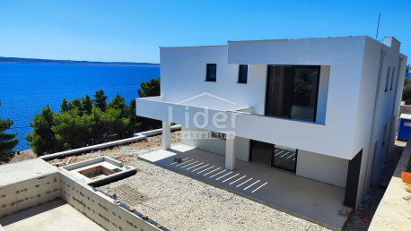 Casa, 240m², Terreno 854m²