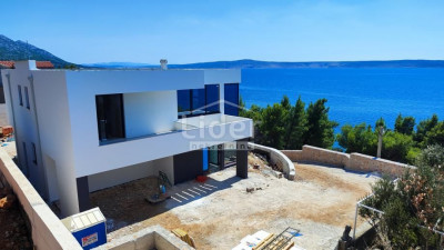 Casa, 240m², Terreno 854m²