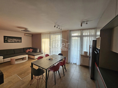 3 rooms, Apartment, 76m², 1 Floor