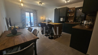 4 rooms, Apartment, 112m², 2 Floor