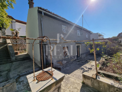 House, 130m², Plot 131m²