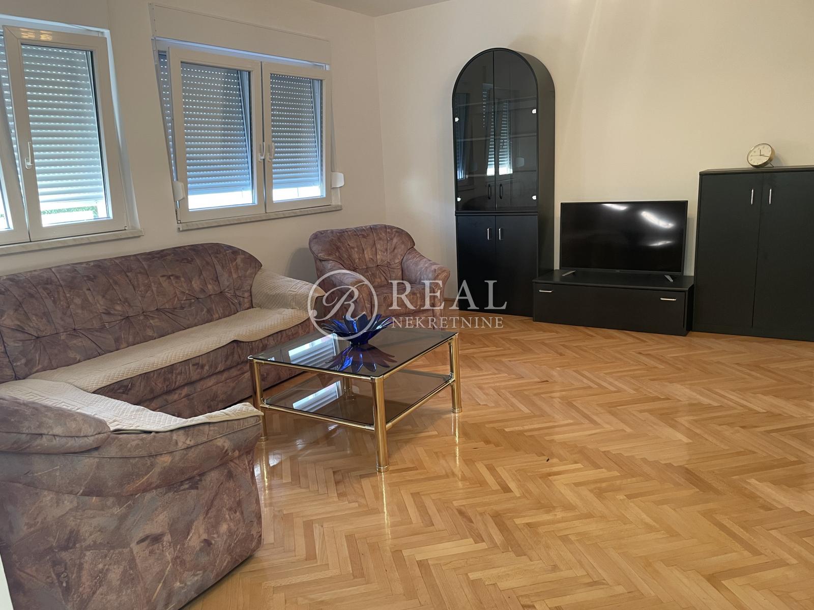 4 rooms, Apartment, 80m², 2 Floor