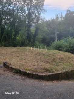 1569m², Plot