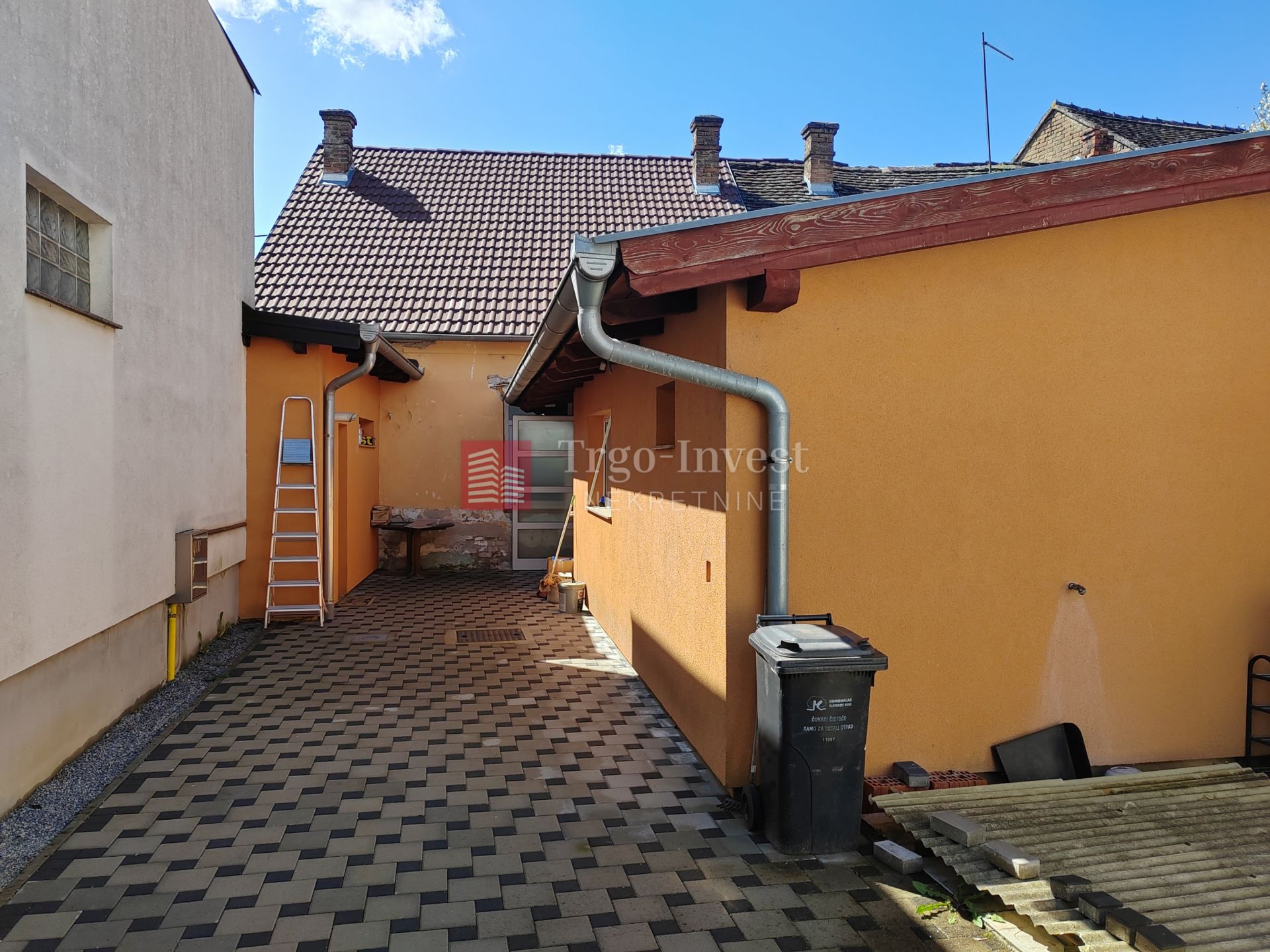 House, 120m², Plot 258m²