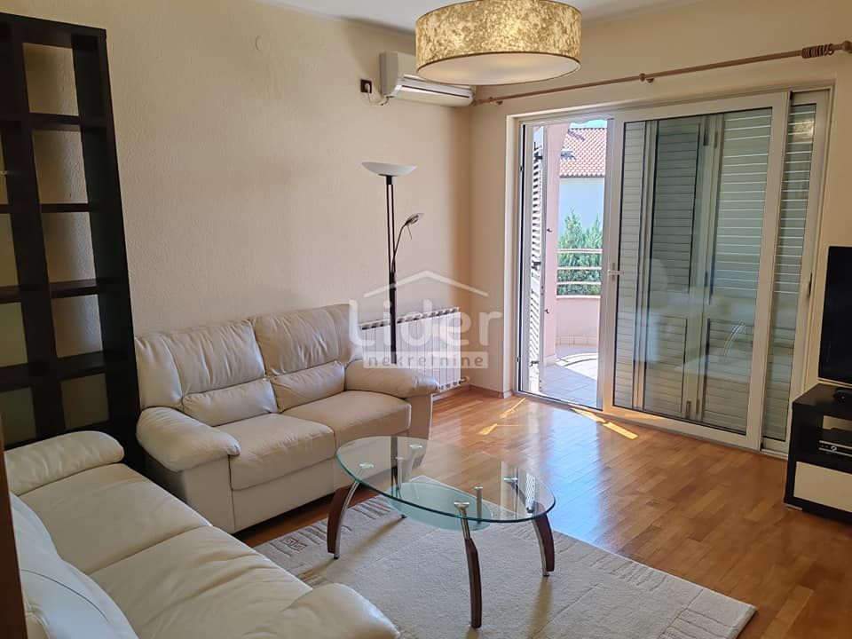 4 rooms, Apartment, 90m², 1 Floor