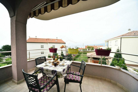 4 rooms, Apartment, 90m², 1 Floor