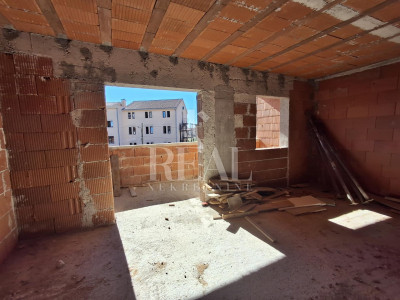 4-locale, Appartamento, 93m², 1 Piano