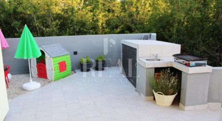 House, 78m², Plot 320m²