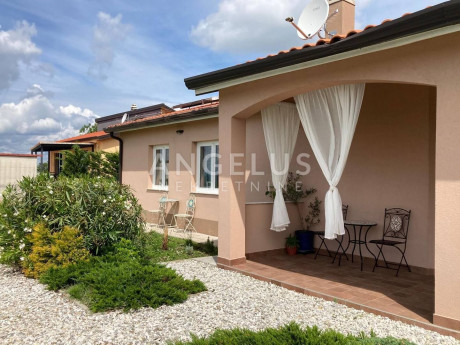 Casa, 180m², Terreno 971m²