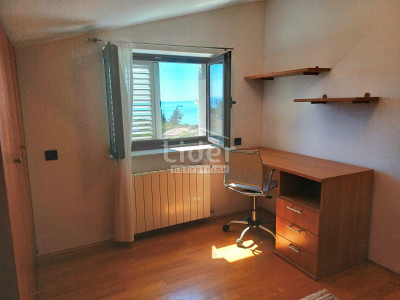 4 rooms, Apartment, 130m²