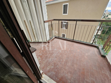 4-locale, Appartamento, 96m², 4 Piano