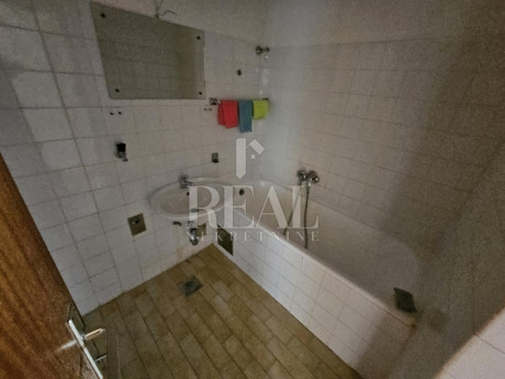 4-locale, Appartamento, 96m², 4 Piano