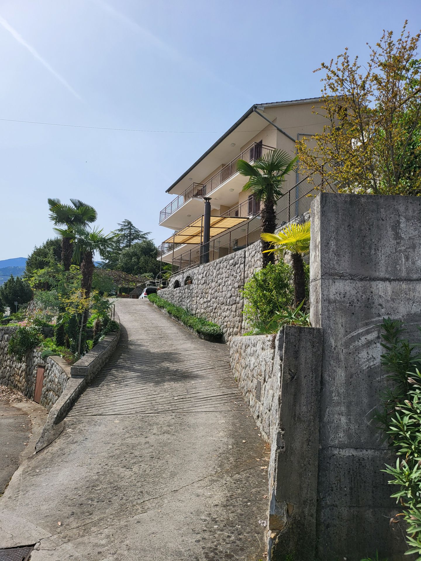 Casa, 320m², Terreno 1000m²