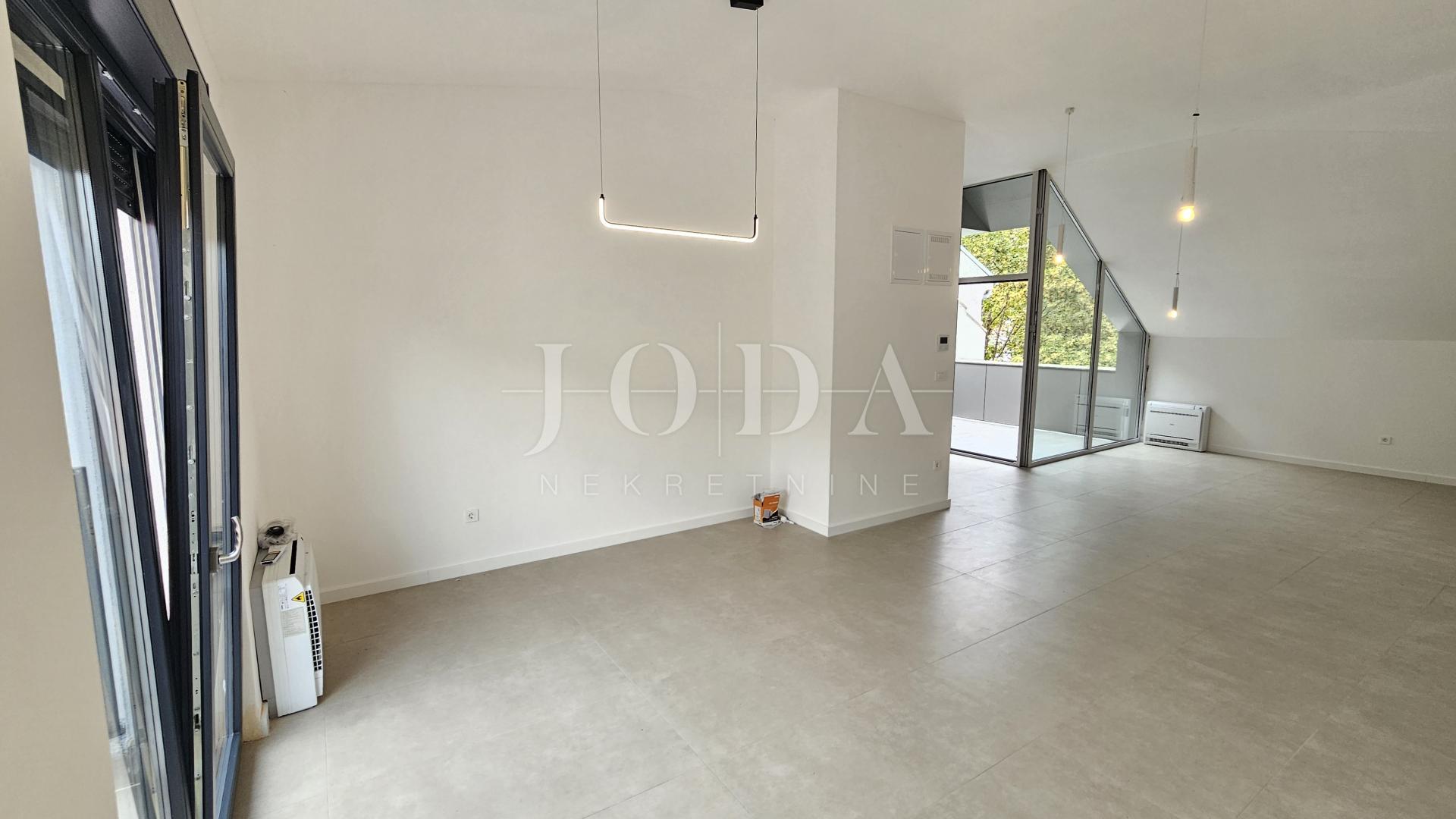 3-locale, Appartamento, 103m², 3 Piano