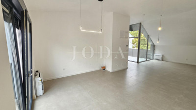 3-locale, Appartamento, 103m², 3 Piano