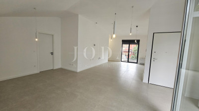 3-locale, Appartamento, 103m², 3 Piano