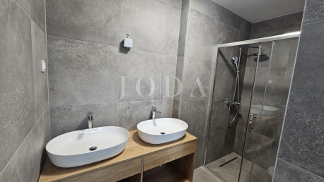 3-locale, Appartamento, 103m², 3 Piano