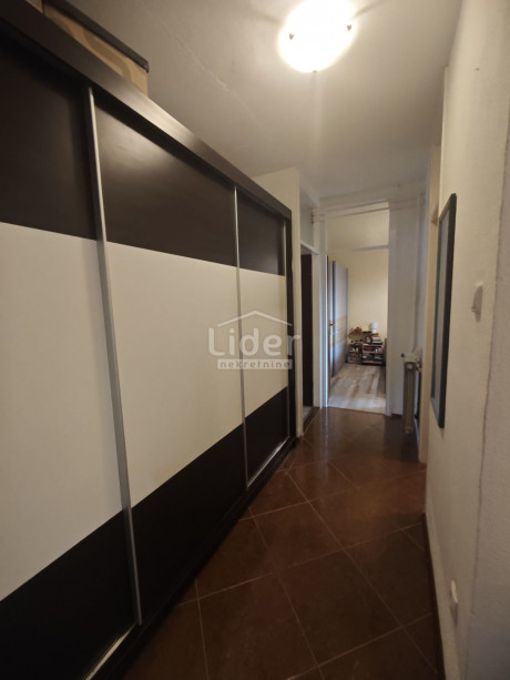 3-locale, Appartamento, 74m², 3 Piano