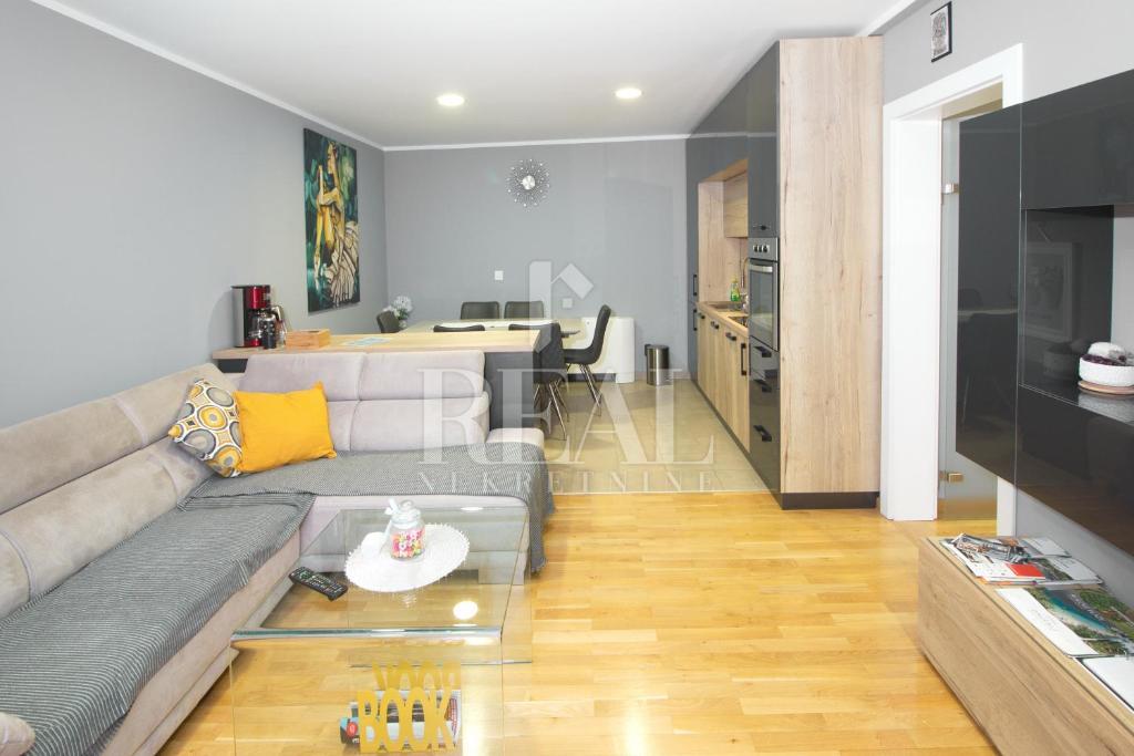 3-locale, Appartamento, 74m², 1 Piano