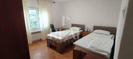 3 rooms, Apartment, 70m², 1 Floor