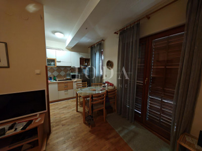 House, 250m², Plot 593m²