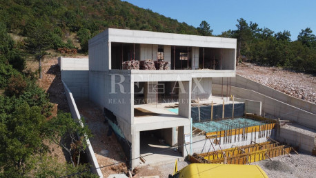 Casa, 334m², Terreno 0m²