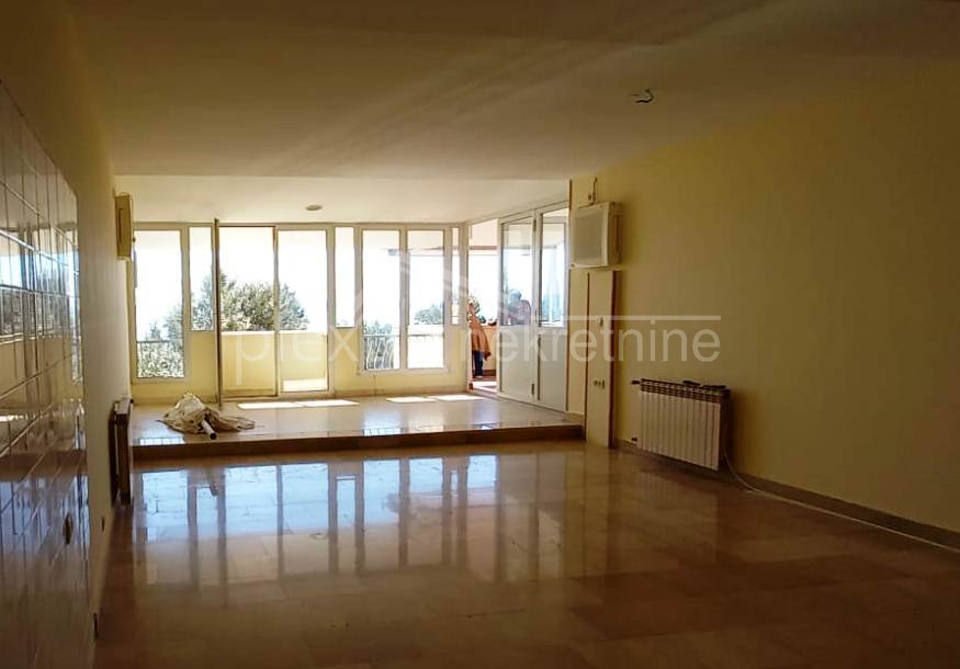 4-locale, Appartamento, 230m², 1 Piano