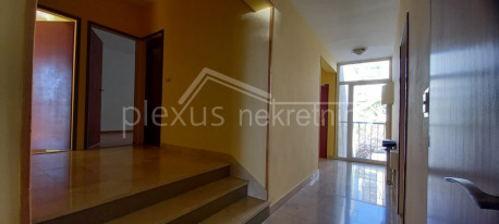 4 rooms, Apartment, 230m², 1 Floor