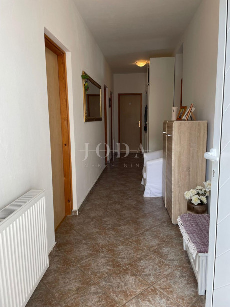 House, 350m², Plot 353m²