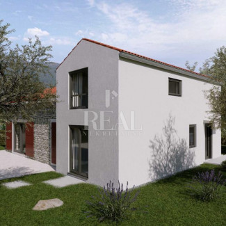 House, 124m², Plot 614m²