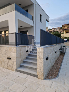 5-locale, Appartamento, 245m²