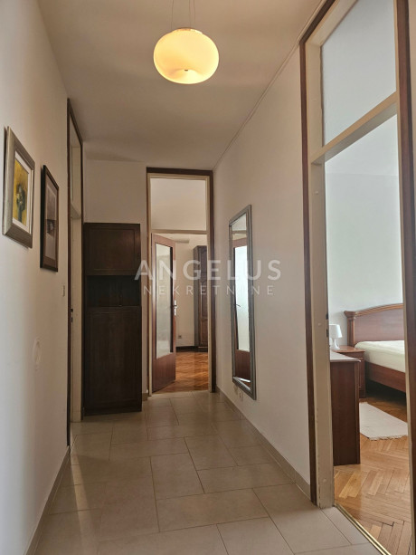 3-locale, Appartamento, 77m², 4 Piano