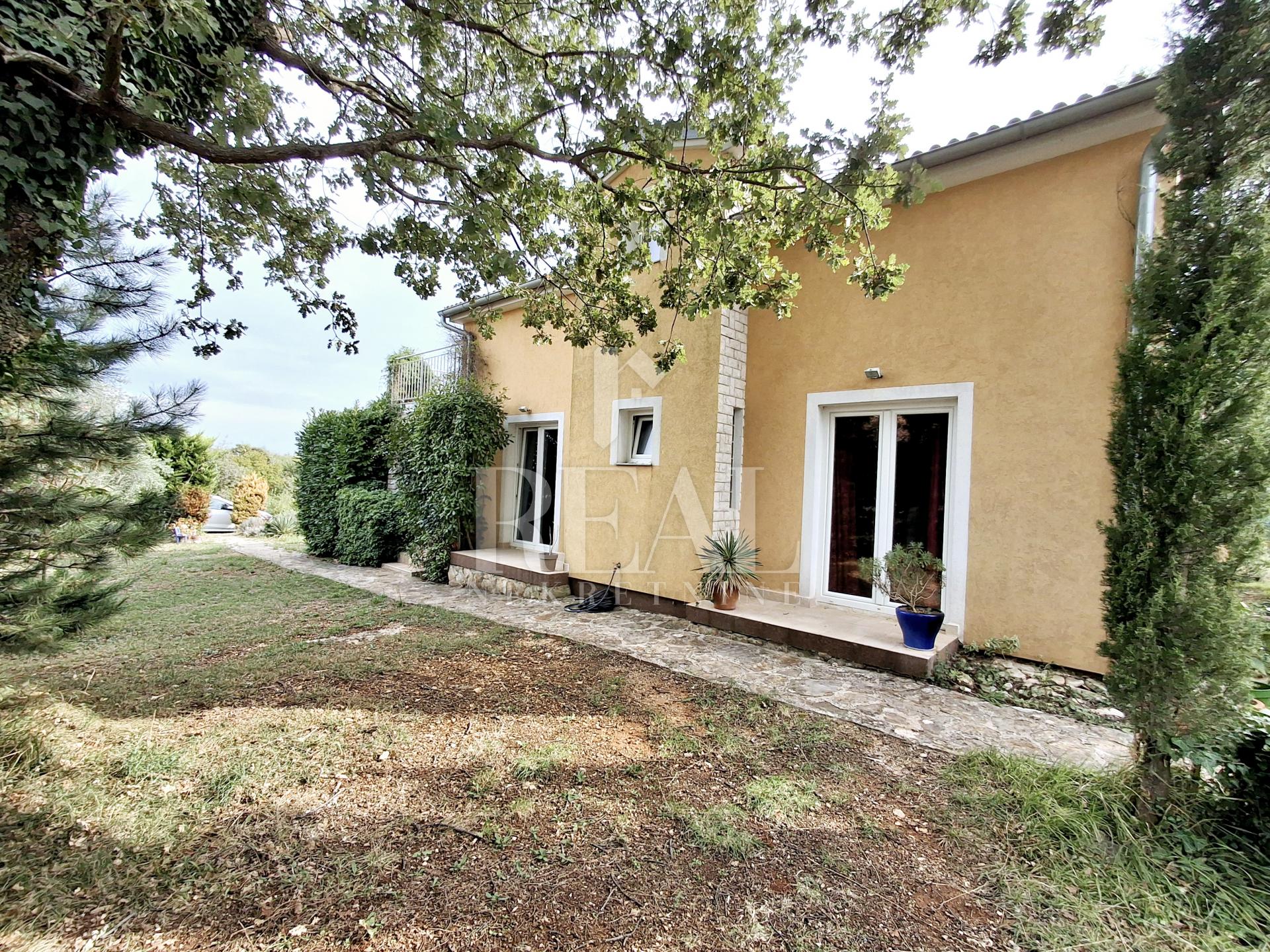 House, 150m², Plot 610m²