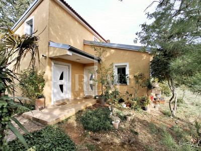 House, 150m², Plot 610m²