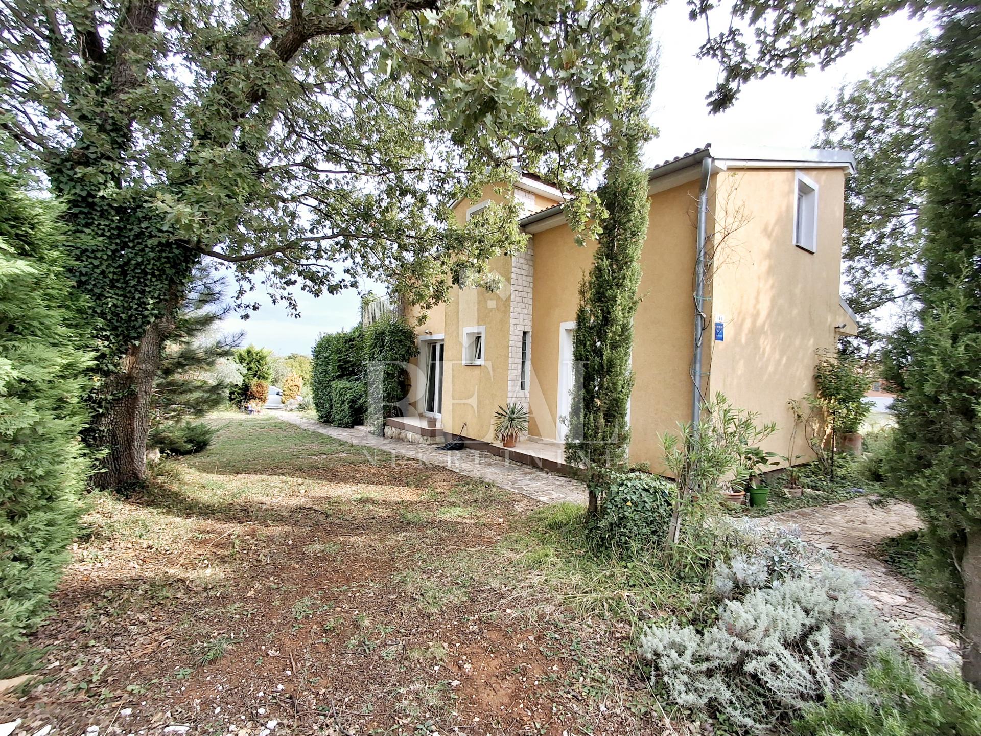 House, 150m², Plot 610m²