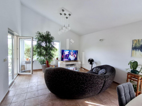 House, 150m², Plot 610m²