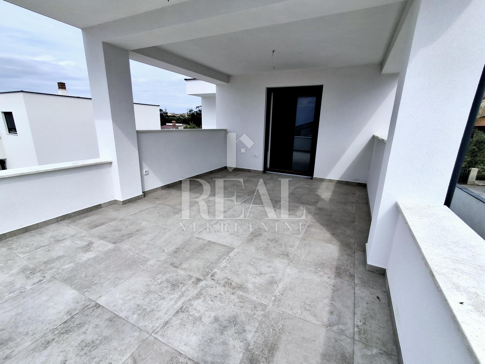 House, 125m², Plot 452m²