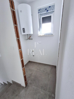 House, 125m², Plot 452m²