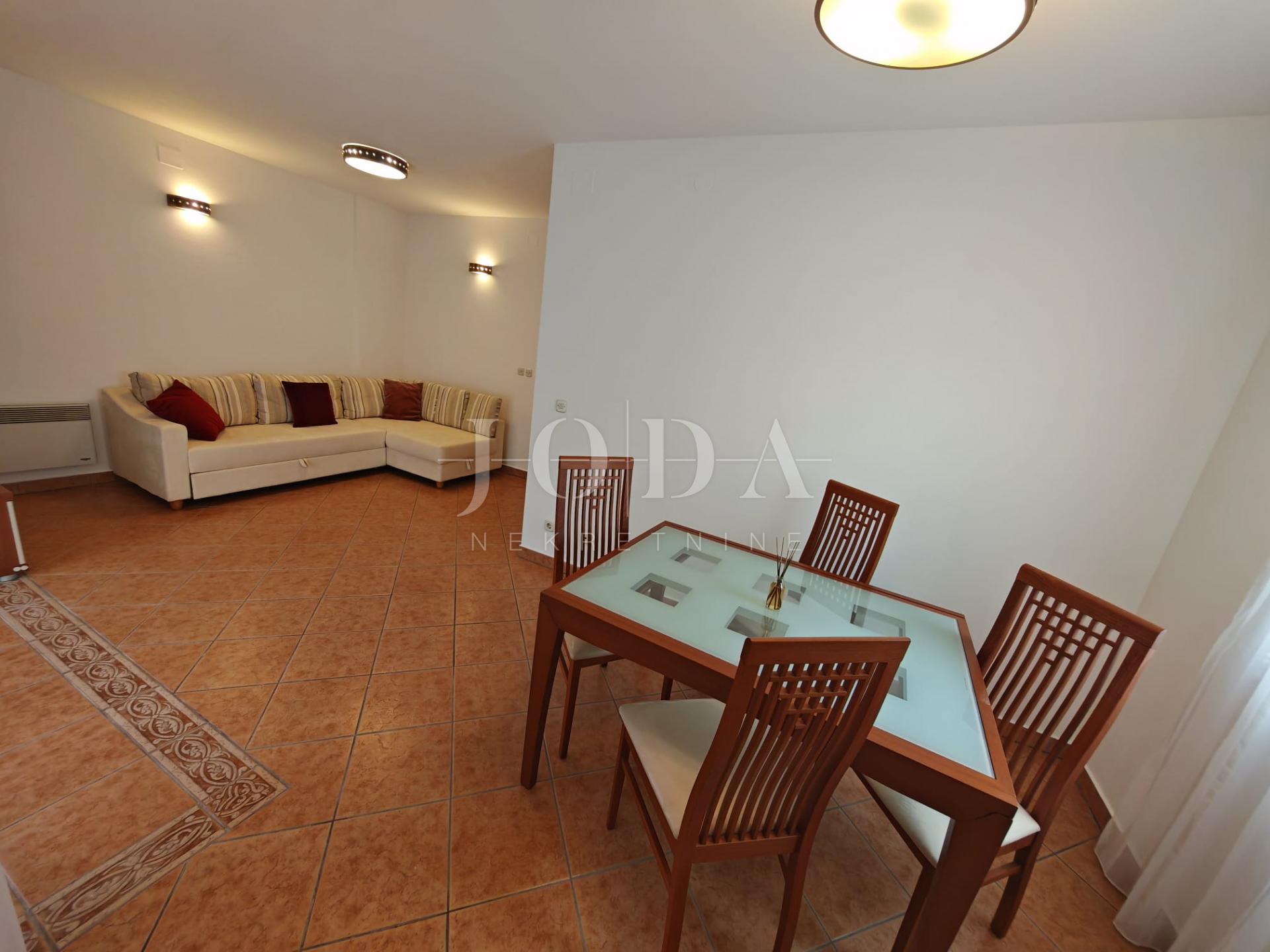 3-locale, Appartamento, 65m², 1 Piano