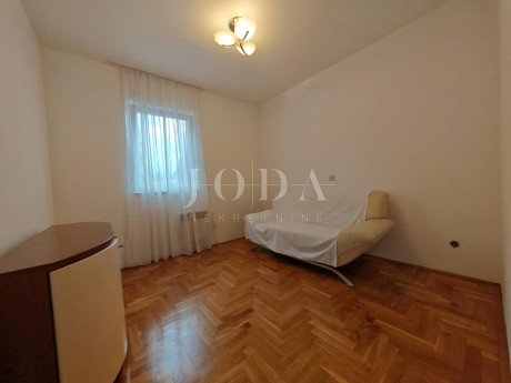 3-к, Квартира, 65м², 1 Этаж