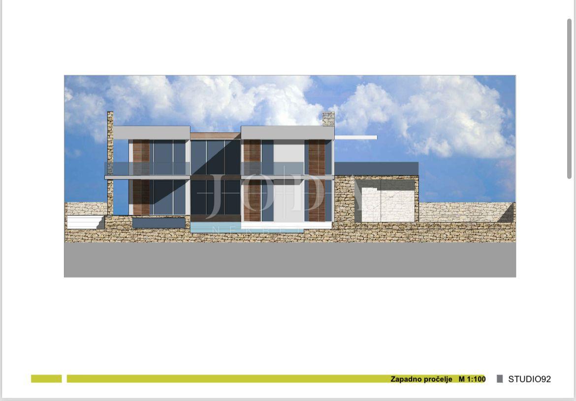 House, 538m², Plot 807m²