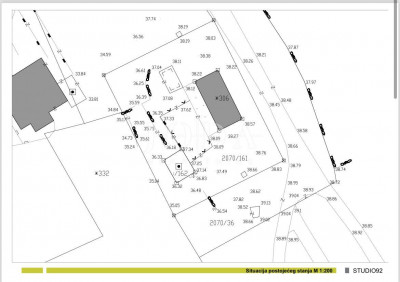 Kuća, 538m², Zemljište 807m²