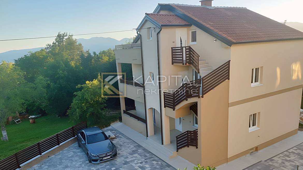 House, 240m², Plot 640m²