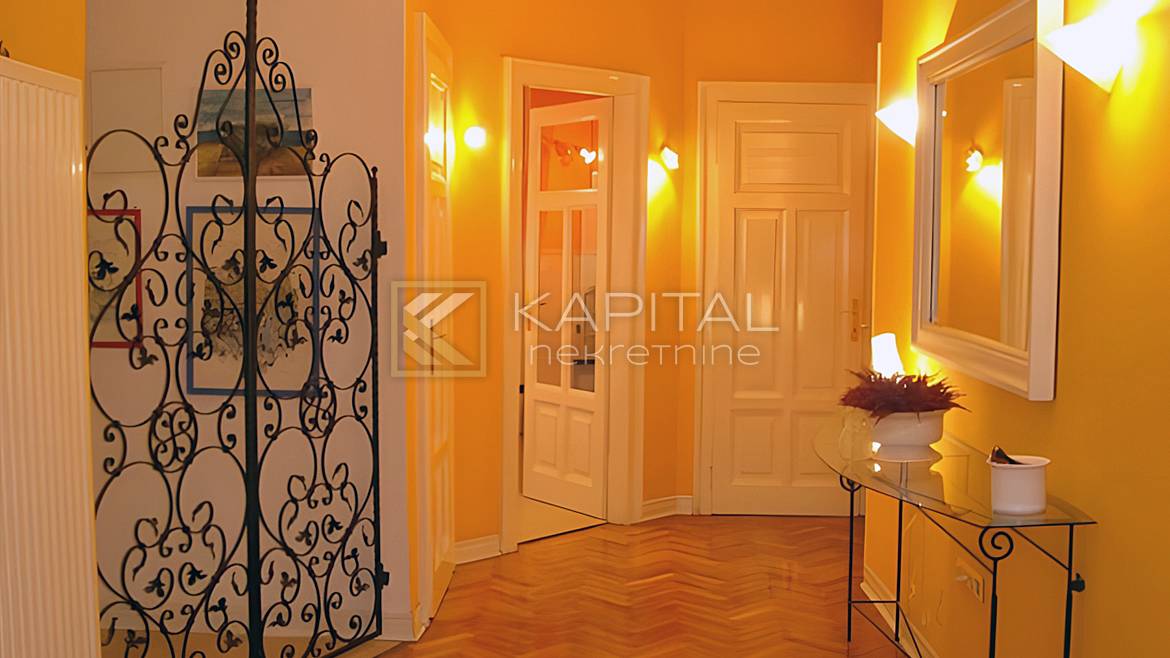 4 rooms, Apartment, 135m², 2 Floor