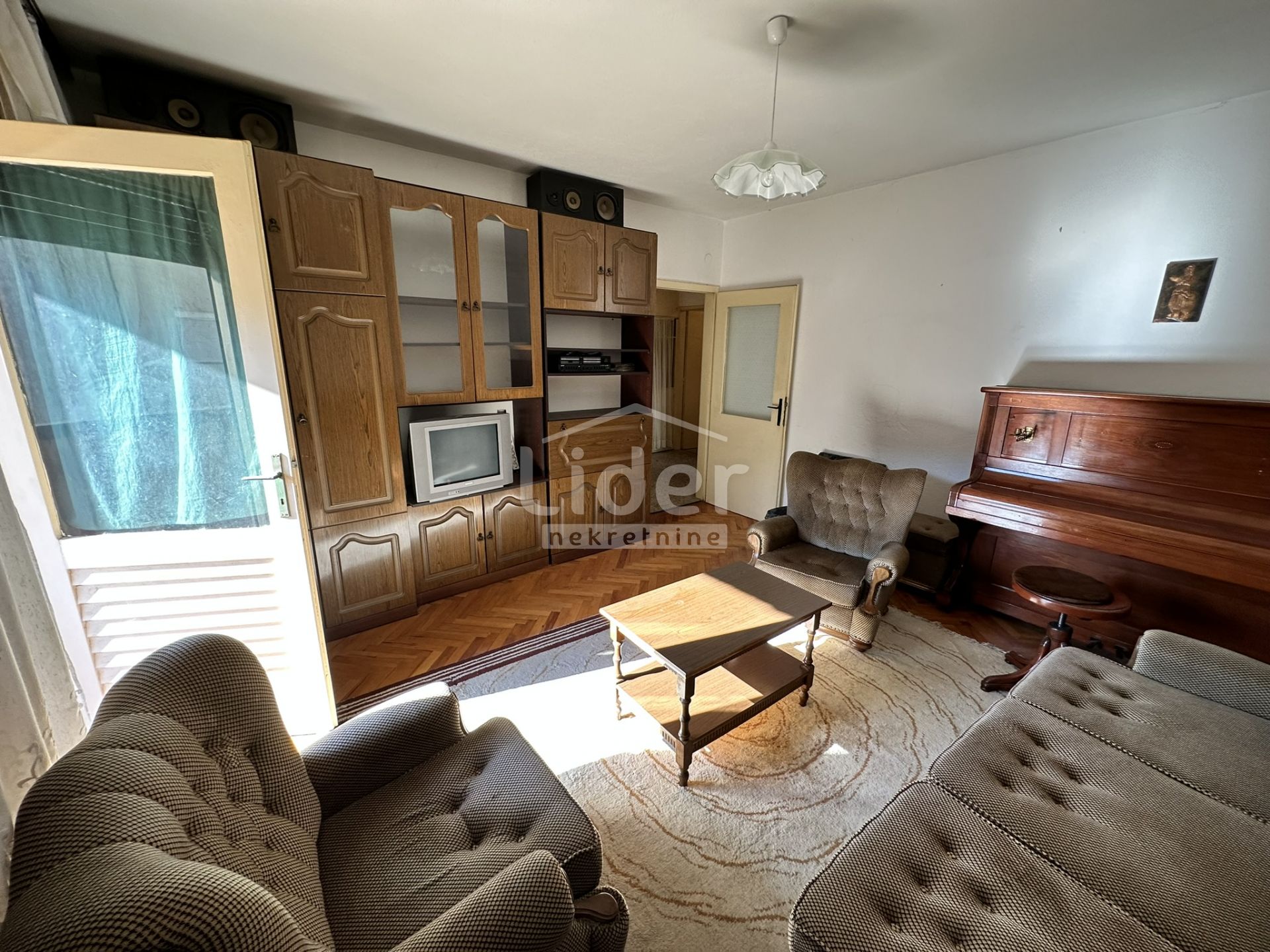 3 rooms, Apartment, 80m², 3 Floor