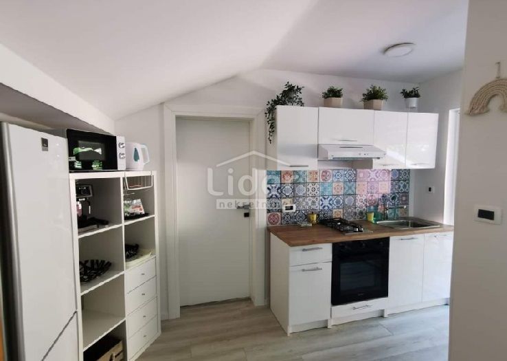 3 rooms, Apartment, 100m²